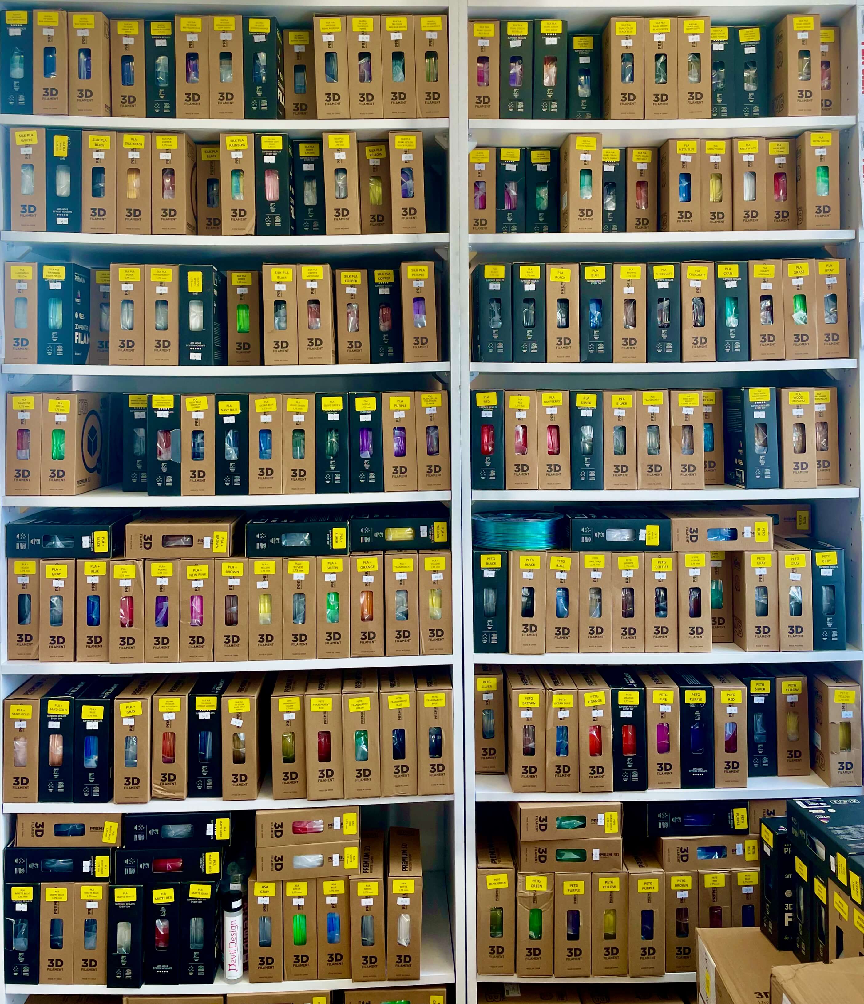Wybór filamentów 3D